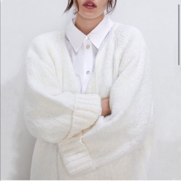 Zara Sweaters - Zara • Oversized Chunky Cardigan Ivory